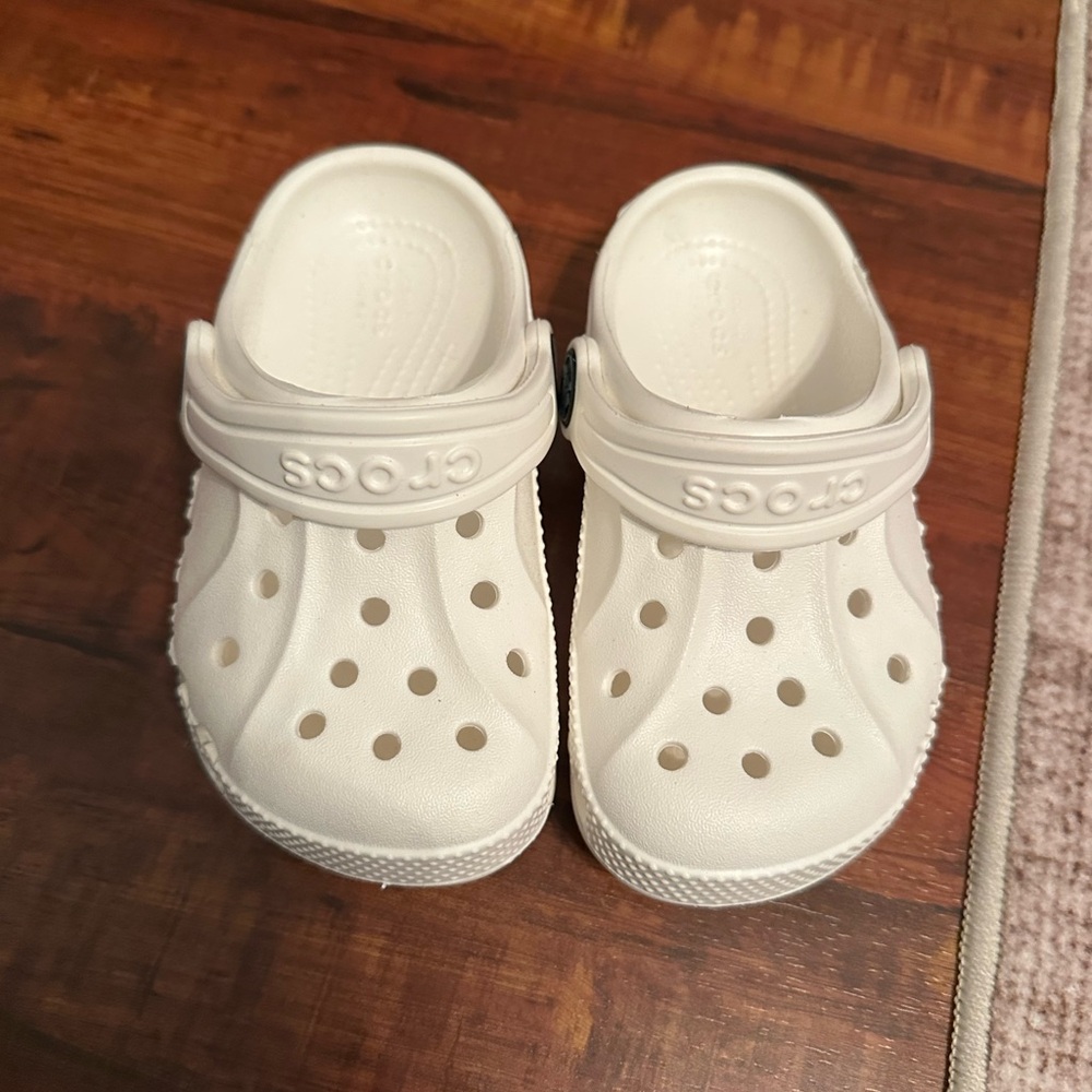 CROCS Kids Water Shoes in White